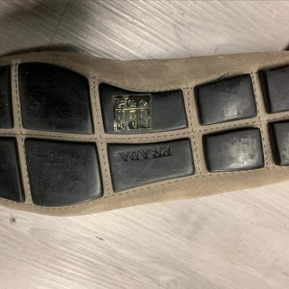 Men's Prada Loafer - Picture 5 of 5